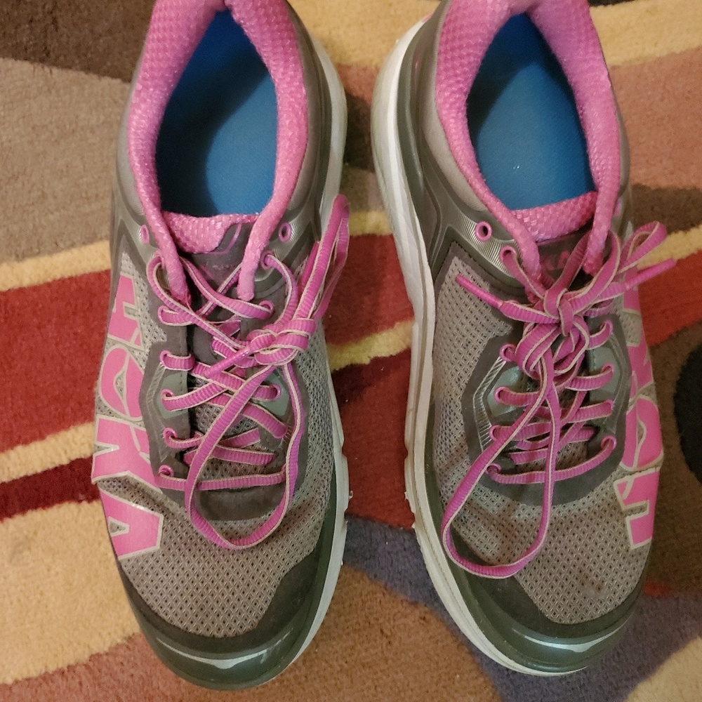 Gently used women's Hokas 10.5